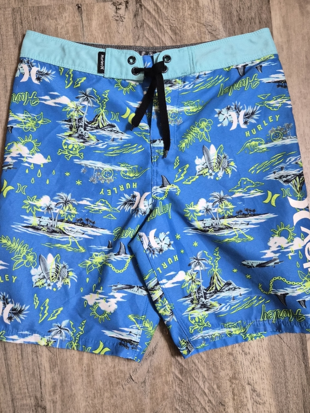 Hurley Boys Board Shorts Size 10/25 Blue Tropical Surf Swim Trunks EUC 🌊🏄‍♂️